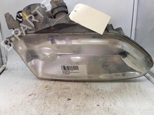 Right headlight RENAULT ESPACE III (JE0_) 2.2 dCi (JE0K) | BP25666348C29