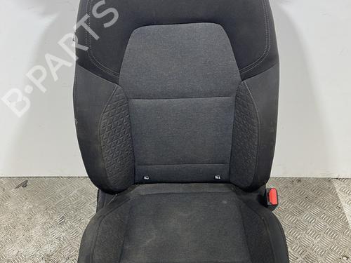 Used Right front seat RENAULT CLIO V (B7_) 1.5 Blue dCi 85 (B7AG) (86 hp) 25669593