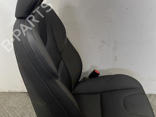 Right front seat VOLVO V40 Hatchback (525) D2 | BP29066155C16 