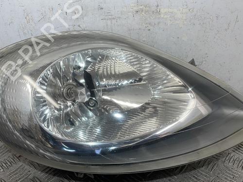 Højre forlygte OPEL VIVARO A Van (X83) 2.5 DTI (F7) (135 hp) 25667089