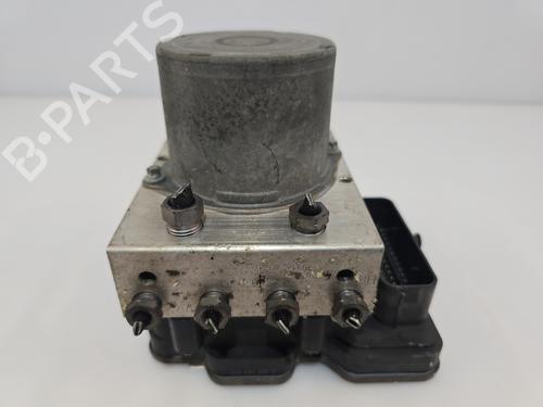 Used ABS pump MERCEDES-BENZ E-CLASS (W212) E 220 CDI / BlueTEC (212.001, 212.002) (170 hp) 25669468