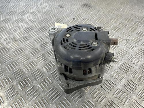 Used Alternator TOYOTA YARIS (_P13_) 1.4 D (NLP130_, NLP130) (90 hp) 25663209