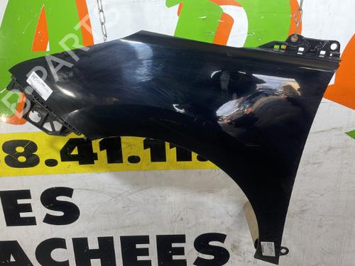 Used Left front fenders PEUGEOT 5008 (0U_, 0E_) 1.6 HDi (112 hp) 25670121