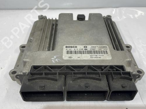 Used Engine control unit (ECU) RENAULT TRAFIC II Bus (JL) 2.0 dCi 90 (JL00, JL01, JL0H, JL0M, JL0P, JL0S) (90 hp) 30577976