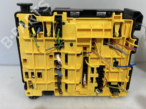 Fuse box PEUGEOT 208 I (CA_, CC_) 1.2 VTI 82 | BP29353629E1 