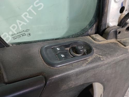 left-front-door-renault-master-iii-van-fv-2010-30969595 main image