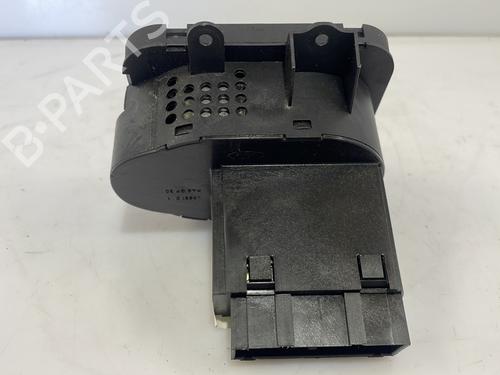 Used Headlight switch Headlight switch 25820372 25820372