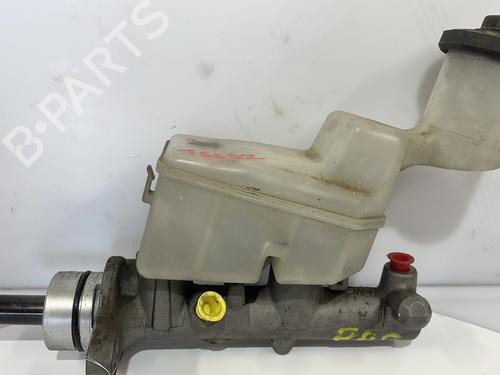 Hovedbremsecylinder TOYOTA RAV 4 II (_A2_) 2.0 D 4WD (CLA20_, CLA21_, CLA20R, CLA21R) (116 hp) 25669114