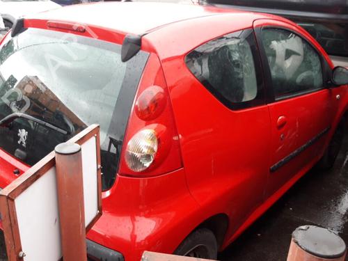 Right taillight PEUGEOT 107 (PM_, PN_) 1.4 HDi | BP25668354C35 