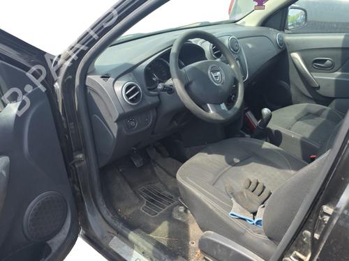 Used Right front seat Right front seat 39018133 39018133
