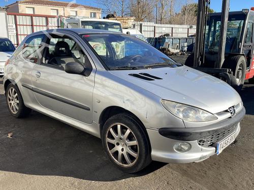 Høyre baklys PEUGEOT 206 Hatchback (2A/C) 2.0 S16 | BP25738472C35 