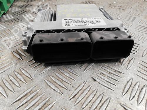 Used Engine control unit (ECU) BMW 1 (E87) 118 d (143 hp) 25663137