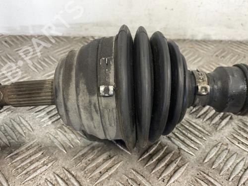 Used Right front driveshaft Right front driveshaft VW GOLF III (1H1) 1.9 TD, GTD (75 hp) 25669671 25669671