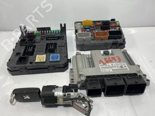 Used Electronic module PEUGEOT 308 I (4A_, 4C_) 1.4 16V (95 hp) 30577978