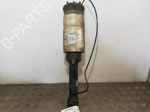 Right front shock absorber LAND ROVER RANGE ROVER SPORT I (L320) 3.0 D 4x4 | BP25662339M17 