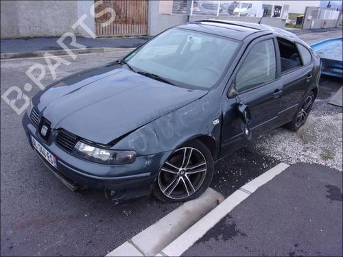 Left taillight SEAT LEON (1M1) 1.9 TDI | BP25661953C34 