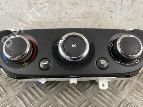 Climate control RENAULT CLIO IV (BH_) 1.5 dCi 75 | BP25667260I5 - Image 2