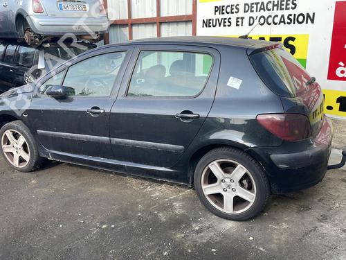 Left mirror PEUGEOT 307 (3A/C) 2.0 HDi 135 | BP25665327C26