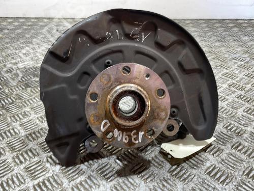 Used Right front steering knuckle SKODA KAROQ (NU7, ND7) 1.6 TDI (115 hp) 25663013