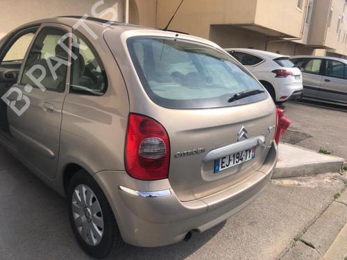 Optica esquerda Optica esquerda CITROËN XSARA PICASSO (N68) 2.0 HDi (90 hp) 25670720 25670720