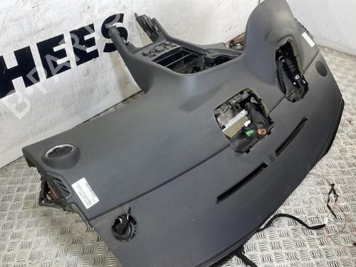 Dashboard PEUGEOT 5008 (0U_, 0E_) 1.6 HDi | BP25670111C46 - Image 12