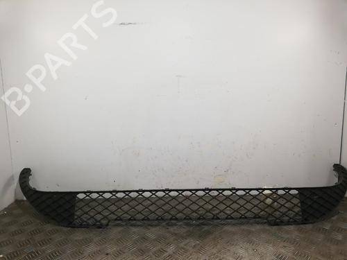 Used Grille MERCEDES-BENZ A-CLASS (W176) A 180 CDI (176.000) (109 hp) 25667612