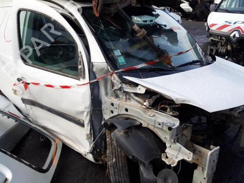 Used Fuse box Fuse box RENAULT KANGOO / GRAND KANGOO II (KW0/1_) 1.5 dCi 90 (KW05, KW08, KW0G, KW11) (90 hp) 25670580 25670580