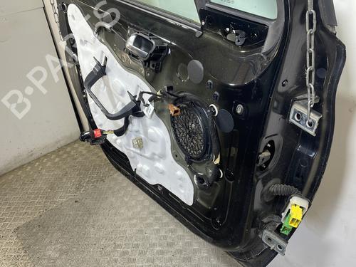 Left front door PEUGEOT 208 I (CA_, CC_) 1.2 VTI 82 | BP28243445C2