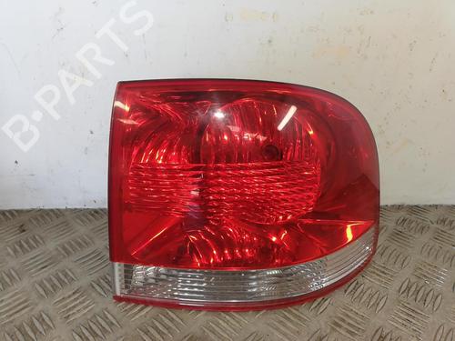 Used Right taillight VW TOUAREG (7LA, 7L6, 7L7) 2.5 R5 TDI (174 hp) 25662546