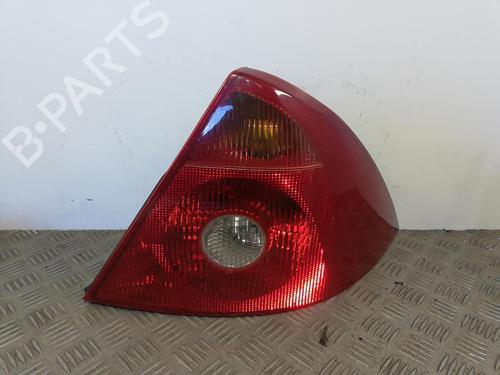 Used Right taillight FORD MONDEO III (B5Y) 2.0 16V TDDi / TDCi (115 hp) 25670133