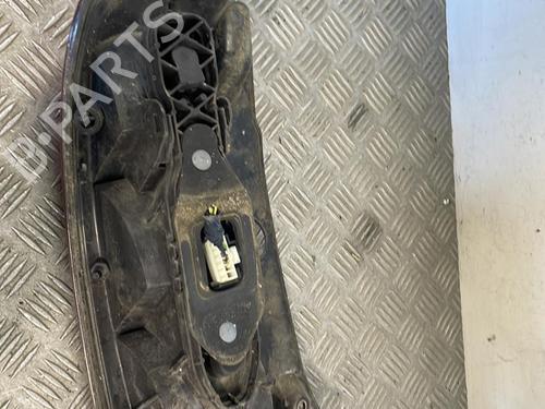 right-taillight-lancia-ypsilon-843_-2003-2004-2005-2006-2007-2008-2009-2010-2011-25668241 main image