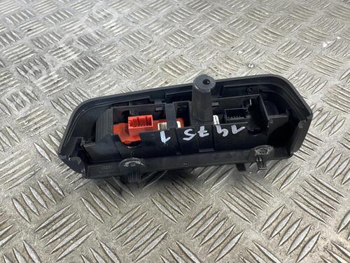 Used Switch Switch AUDI A1 Sportback (8XA, 8XF) 1.6 TDI (90 hp) 25665478 25665478