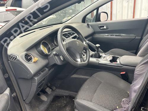 Armrest / Center console PEUGEOT 3008 I MPV (0U_) 1.6 HDi | BP25661797I20 