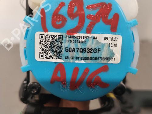 front-left-seatbelt-toyota-yaris-_p21_-_pa1_-_ph1_-2020-39582458 main image