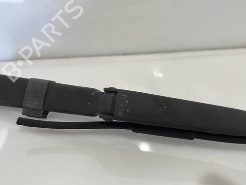 Used Front windshield wiper arm Front windshield wiper arm RENAULT MASTER II Van (FD) 2.5 dCi 120 (FD0M, FD0U, FD0W, FD2M, FD2W, FD3M, FD3U,... (115 hp) 26154719 26154719