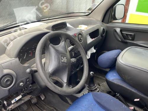 Engine control unit (ECU) PEUGEOT PARTNER Box Body/MPV (5_, G_) 1.9 D | BP25667377M57 - Image 5
