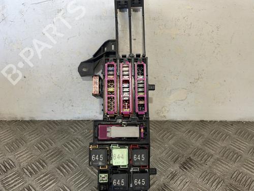 Used Fuse box AUDI A6 Allroad C7 (4GH, 4GJ) 3.0 TDI quattro (320 hp) 25662277