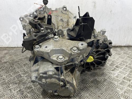Gearbox VOLVO V40 Hatchback (525) D2 | BP29829019M3 