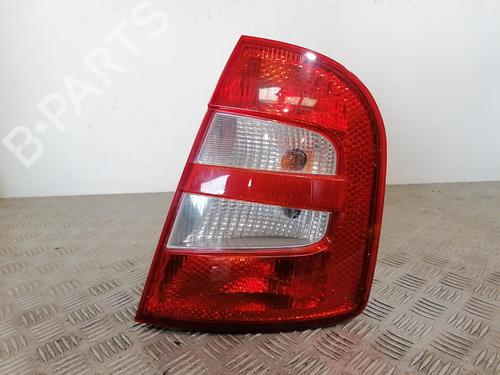 Højre baglygte SKODA FABIA I (6Y2) 1.4 (68 hp) 25668356