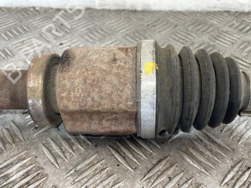 right-front-driveshaft-renault-megane-iii-hatchback-bz01_-b3_-2008-25669669 main image