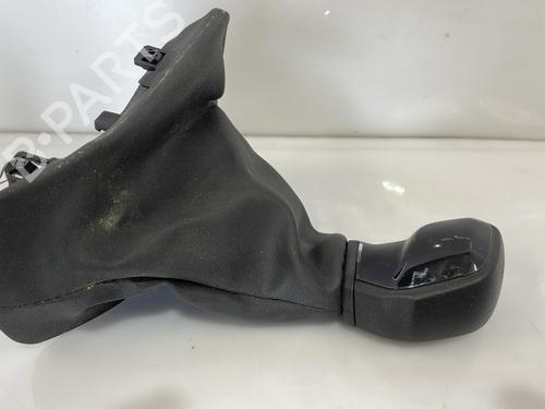 Used Gear lever PEUGEOT 208 I (CA_, CC_) 1.2 VTI 82 (82 hp) 26557398