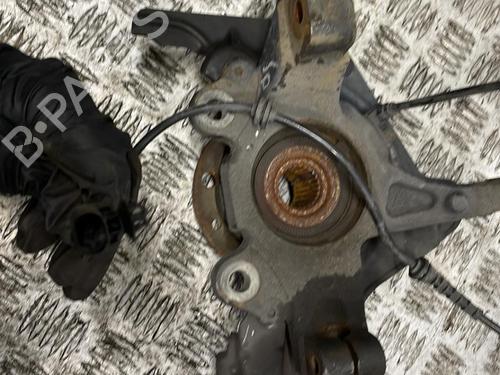 right-front-steering-knuckle-fiat-500l-351_-352_-2012-25663164 main image