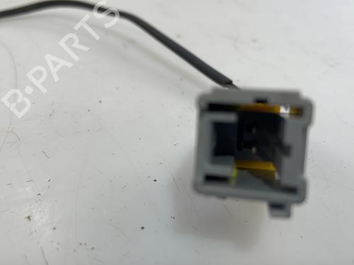 Seat buckle PEUGEOT 208 I (CA_, CC_) 1.2 VTI 82 | BP25664047I32