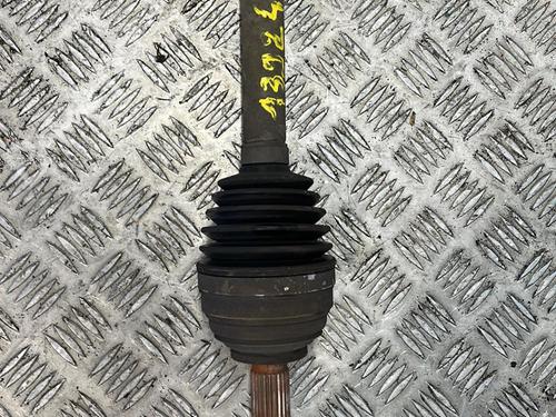 Used Left front driveshaft RENAULT CLIO III (BR0/1, CR0/1) 1.5 dCi (C/BR0G, C/BR1G) (68 hp) 25665992
