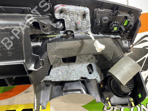 dashboard-toyota-aygo-_b4_-2014-25666352 main image