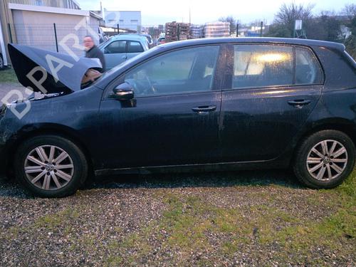 Used Front wiper motor VW GOLF VI (5K1) 1.2 TSI (105 hp) 32326713