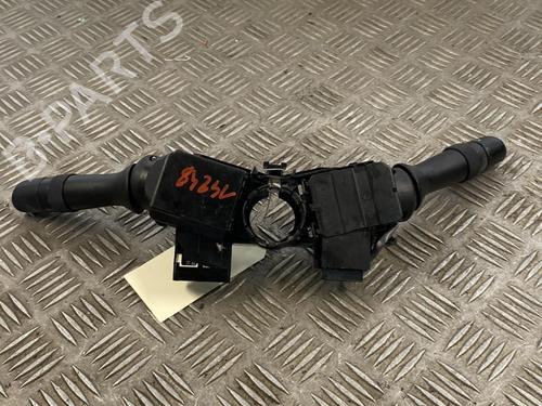 Used Steering column stalk TOYOTA YARIS (_P13_) 1.4 D (NLP130_, NLP130) (90 hp) 25667872