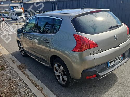 Hattehylde PEUGEOT 3008 I MPV (0U_) 1.6 HDi (114 hp) 31815509
