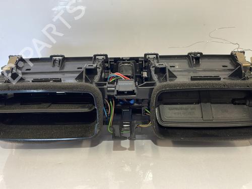 air-vent-bmw-1-f20-2011-2012-2013-2014-2015-2016-2017-2018-2019-29484990 main image