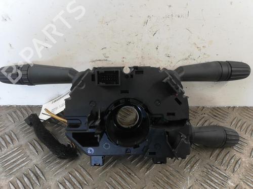 steering-column-stalk-alfa-romeo-giulietta-940_-2010-2011-2012-2013-2014-2015-2016-2017-2018-2019-2020-25665400 main image